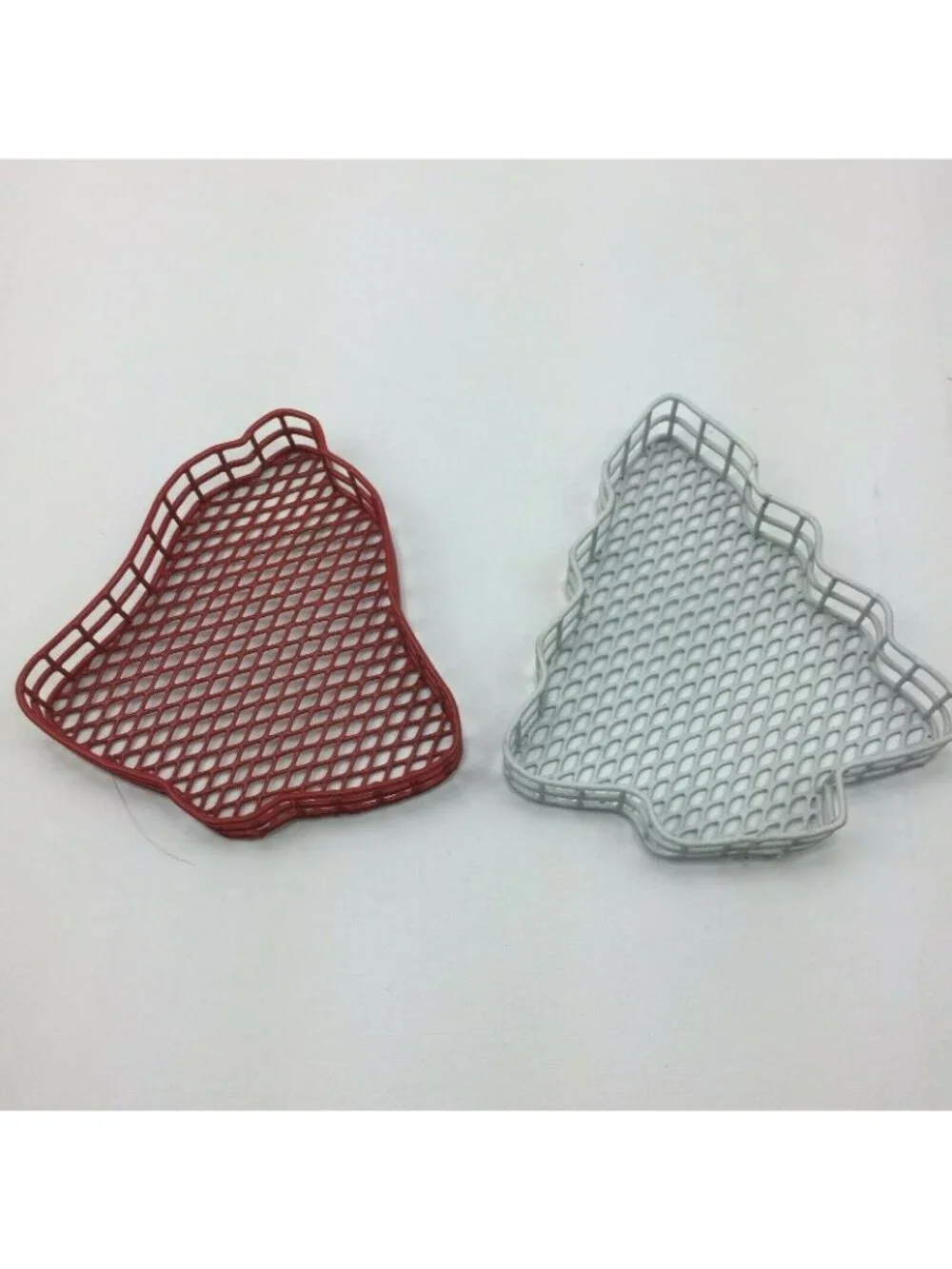Christmas Wire Mesh Decorative Gift Giving Baskets X-Mas Tree and Bell Shape